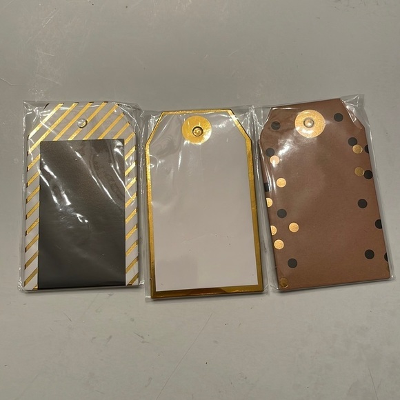 ๐ 30 Christmas  Gift Tags - Add a Special Touch to Your Presents! ๐ - Picture 1 of 5